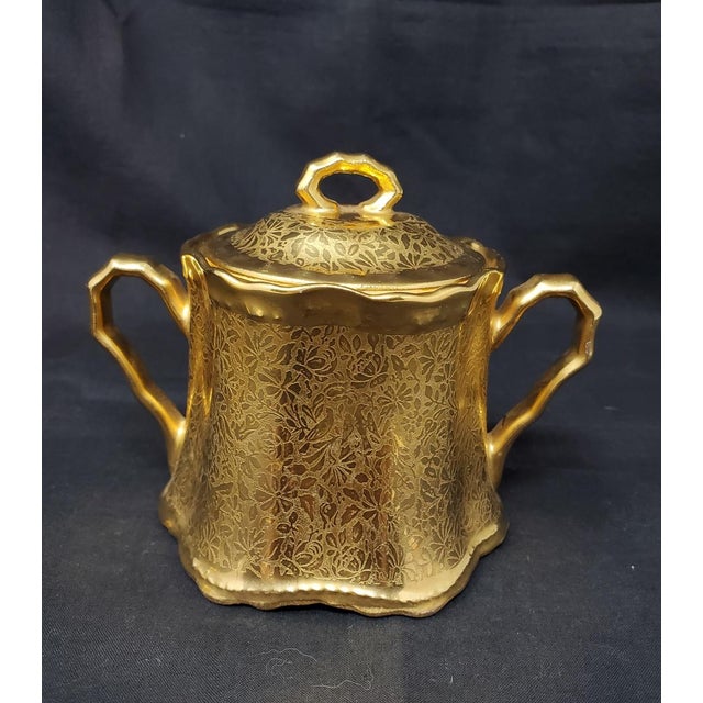 Mid 20th Century Vintage Wheeling Decorating Company WDC Ransom Creamer and Sugar Bowl Doves Roses Daisies For Sale - Image 5 of 16