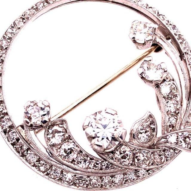 Antique White Antique 14 Karat Pin or Brooch in White Gold Diamond Circle For Sale - Image 8 of 12