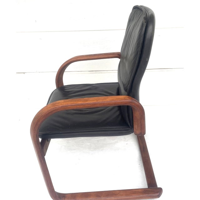 1960s Mid-Century Bentwood Chair in Leather, 1950s For Sale - Image 5 of 16