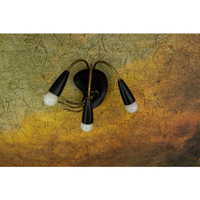 Mid-Century Modern Italian Three-Light Wall Lamp in the style of Stilnovo, 1960s For Sale - Image 12 of 18