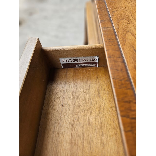 1970s Vintage Thomasville Horizon Collection Coffee Table, C. 1970s For Sale - Image 5 of 8