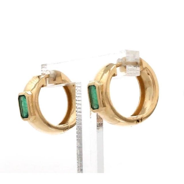 0.52 cts Natural emerald earrings in 14k gold For Sale - Image 9 of 18