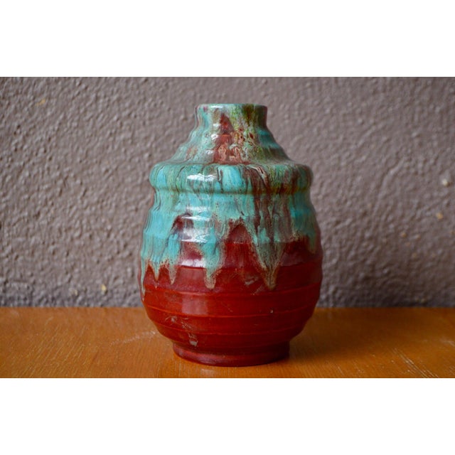 In 1918, Jean Mérillon bought a pottery in Caudéran, on the outskirts of Bordeaux. In 1919, he founded the C.A.B....