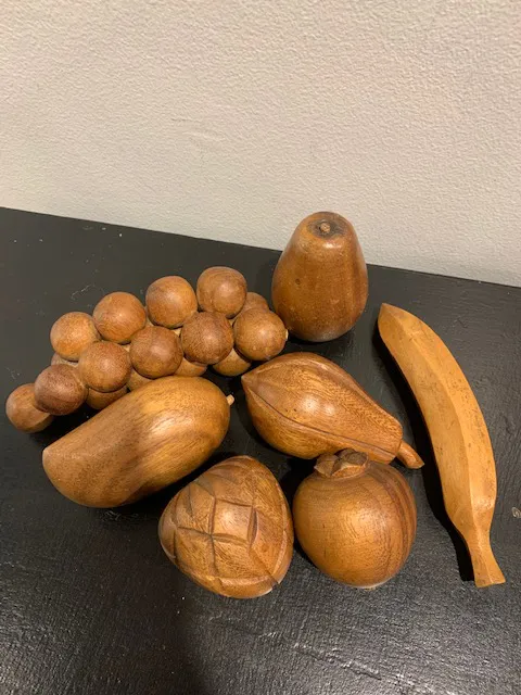 wooden fruit set