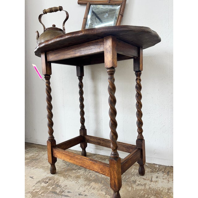 1910s Antique English Barley-Twist Side Table With Scalloped Top, C. 1900 For Sale - Image 5 of 9