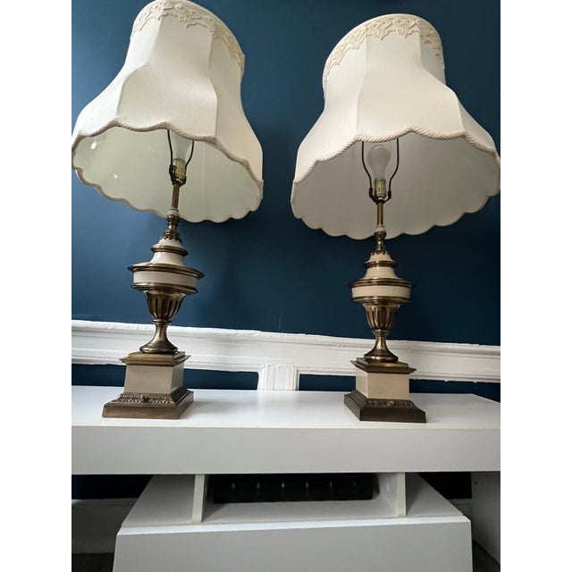 Vintage Stiffel Enameled Brass Table Lamps With Scalloped Shades — Elegant Neoclassical Form - a Pair For Sale - Image 17 of 18