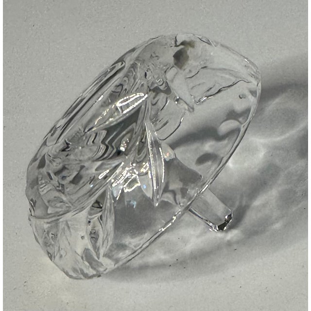 Transparent Vintage Cut Crystal Ring Holder Dish – Floral Etched Glass Jewelry Stand For Sale - Image 8 of 9