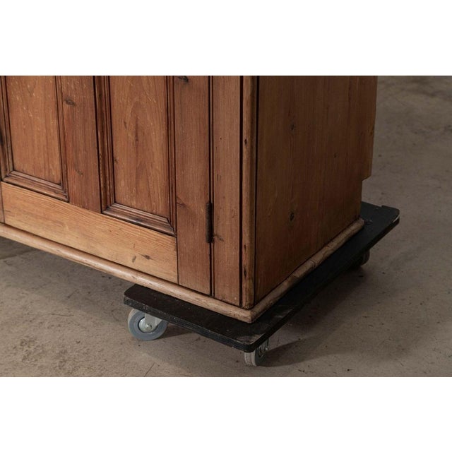 Large 19th Century English Pine Waterfall Dresser For Sale - Image 14 of 18