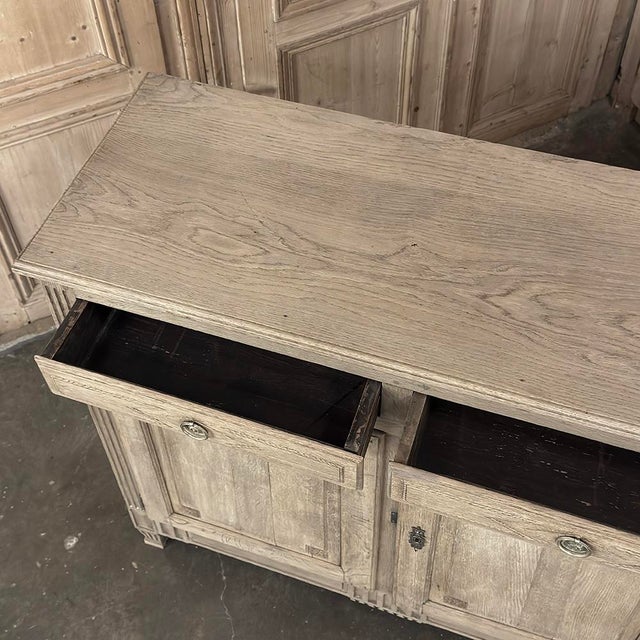 18th Century French Louis XVI Period Stripped Oak Buffet For Sale - Image 17 of 18