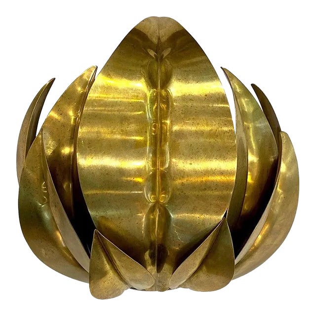 Italian 1970s Leaf Cluster Sconce in the Manner of Tommaso Barbi For Sale