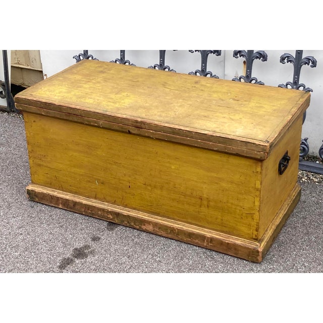 Long before Samsonite, the few who had the means to travel used wooden trunks to transport their belongings from place to...