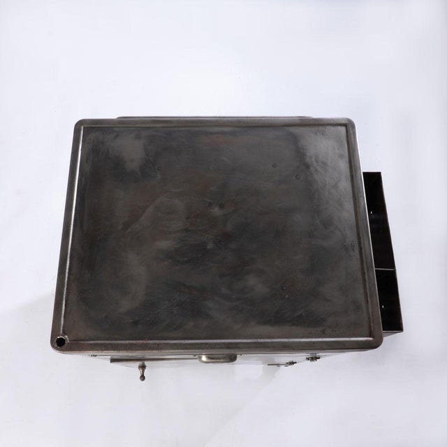 Industrial Early 20th Century Industrial Steel Cabinet For Sale - Image 3 of 10
