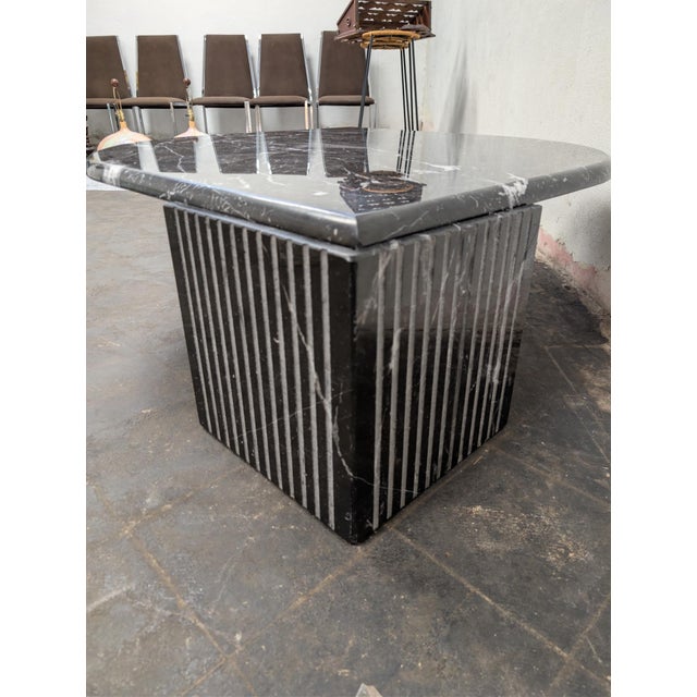 Black Italian Postmodern Eye or Teardrop Shaped Marble Coffee Table 1980s For Sale - Image 8 of 9
