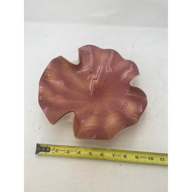 Arte Vetraria Muranese Mid-Century Murano Style Cased Handkerchief Bowl With Gold Aventurine For Sale - Image 4 of 6
