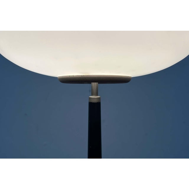 Postmodern Italian Black Model Pao T1 Table Lamp by Matteo Thun for Arteluce, 1990s For Sale - Image 12 of 18