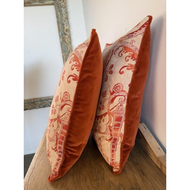 Orange Pair of Authentic Fortuny Pillows in the Mezzano Pattern With Velvet Backs For Sale - Image 8 of 10