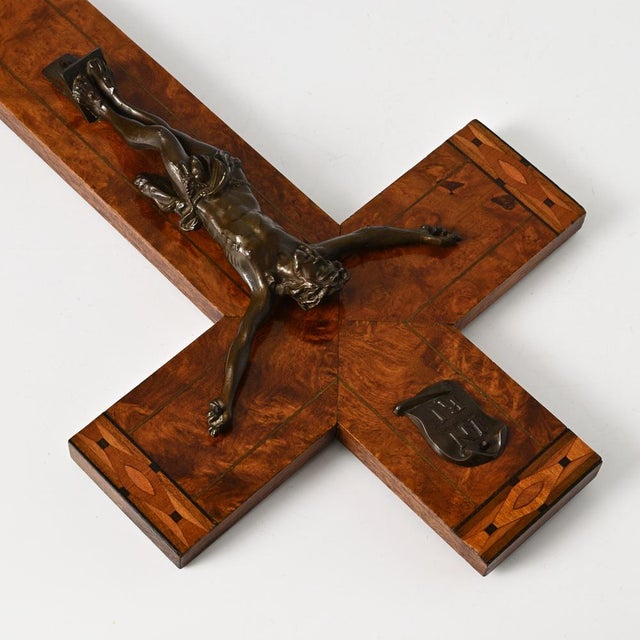 Antique French Burlwood Crucifix, 1900s For Sale - Image 4 of 12