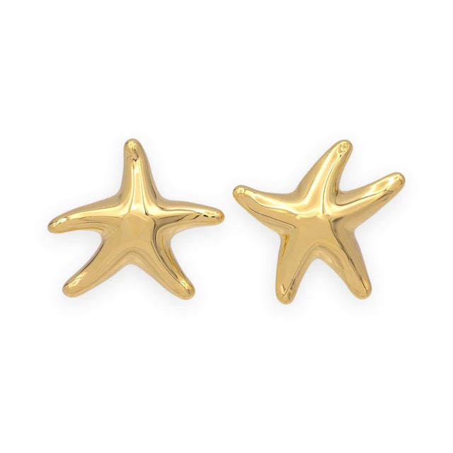 A classic from Tiffany & Co.'s iconic Elsa Peretti Starfish collection, these medium-sized stud earrings ( 16.5mm ) are...