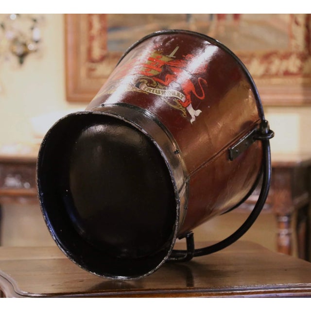 Early 20th Century Early 20th Century English Hand-Painted Iron Coal Bucket With Coat of Arms For Sale - Image 5 of 5