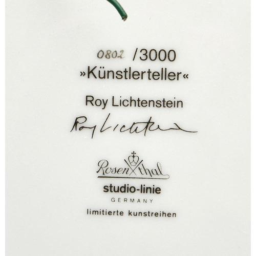 Roy Lichtenstein: Untitled. Print signature. Edition 0802/3000. Porcelain. Diameter 31 cm. Original box included.