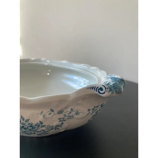 English Blue and White Porcelain Serving Bowl Dish by Ventnor, Early 20th Century For Sale - Image 12 of 12