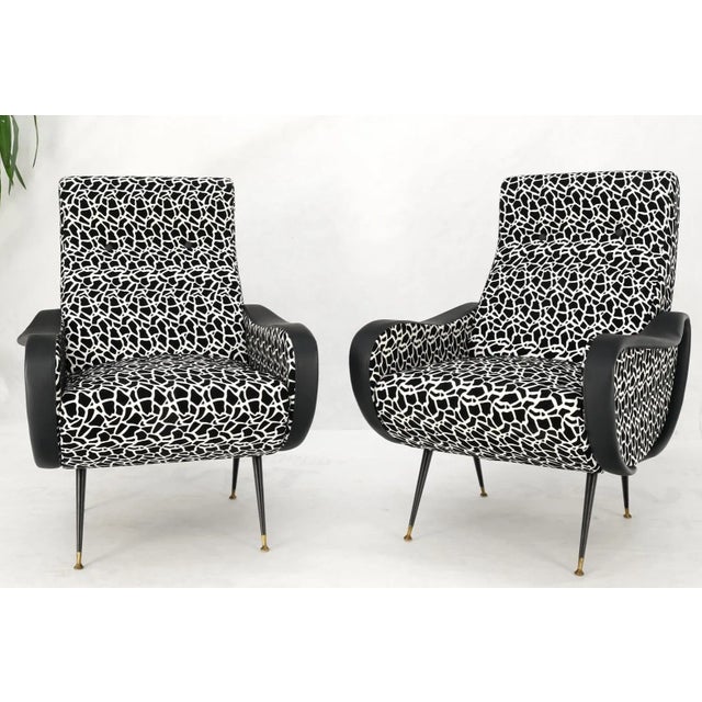 Metal Pair Black & White Pattern Fabric Italian Mid Century Modern Lounge Chairs For Sale - Image 7 of 13