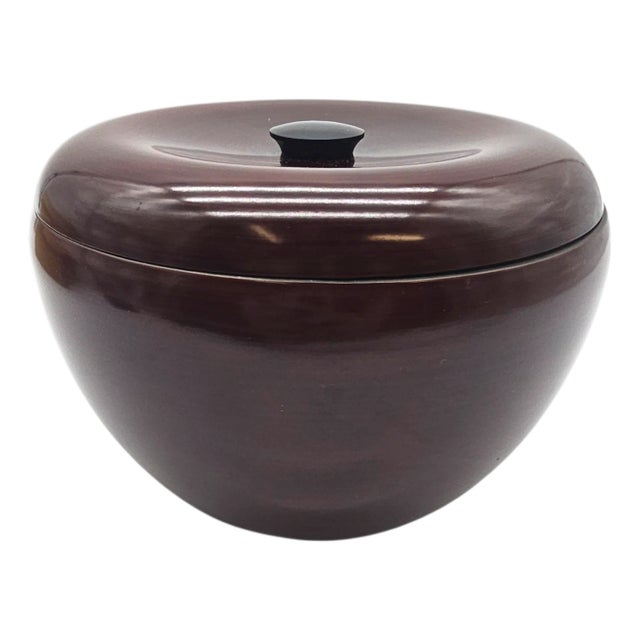 Japanese Urushi Lacquered Rice Bowl With Lid and Box – Maroon Finish For Sale