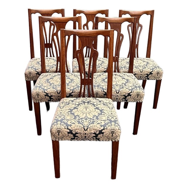 Late 20th Century Solid Rosewood Hepplewhite Dining Chairs - Set of 6 For Sale