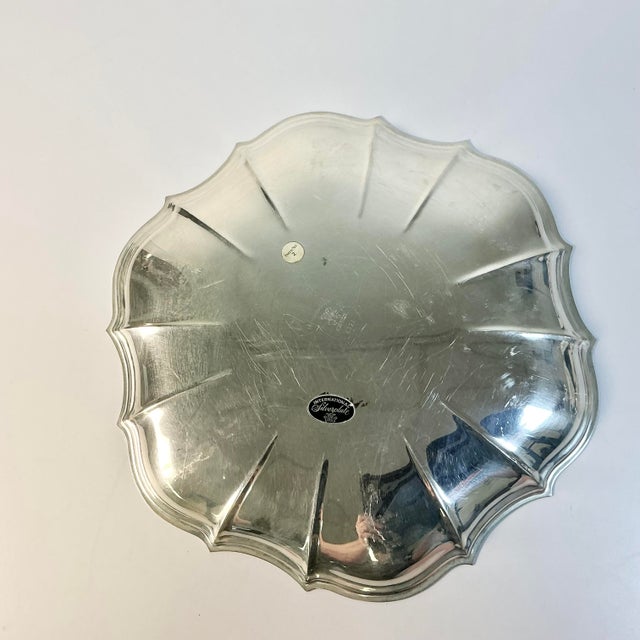 Mid 20th Century Hollywood Regency International Silverplate Two Tier Serving Compote and Tray - Set of 2 For Sale - Image 10 of 15