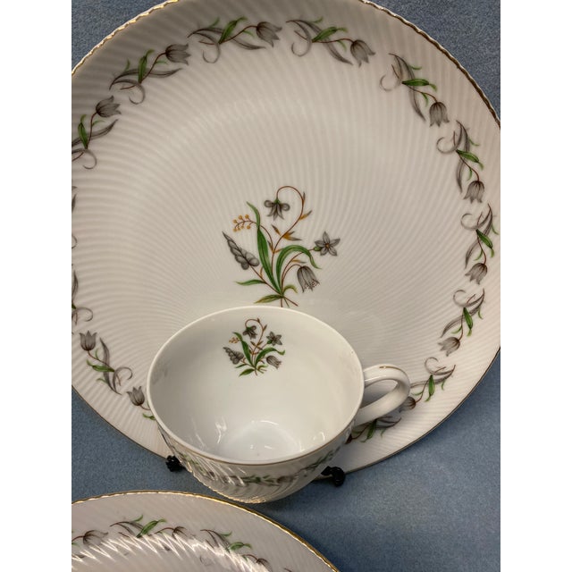 1940s Lisa by Hara Luncheon Plate and Cup 8-Piece Set For Sale - Image 16 of 18
