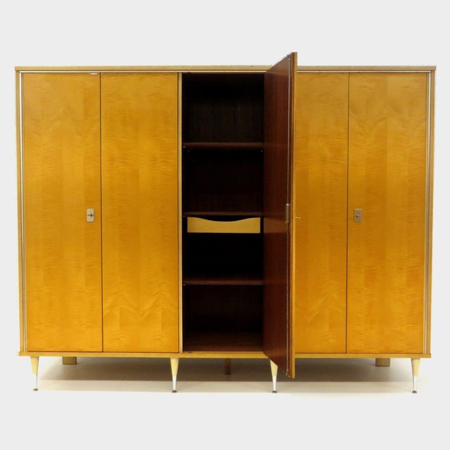 1960s Large Mid-Century Modern Five-Door Wardrobe in Flamed Maple, 1960s For Sale - Image 5 of 7