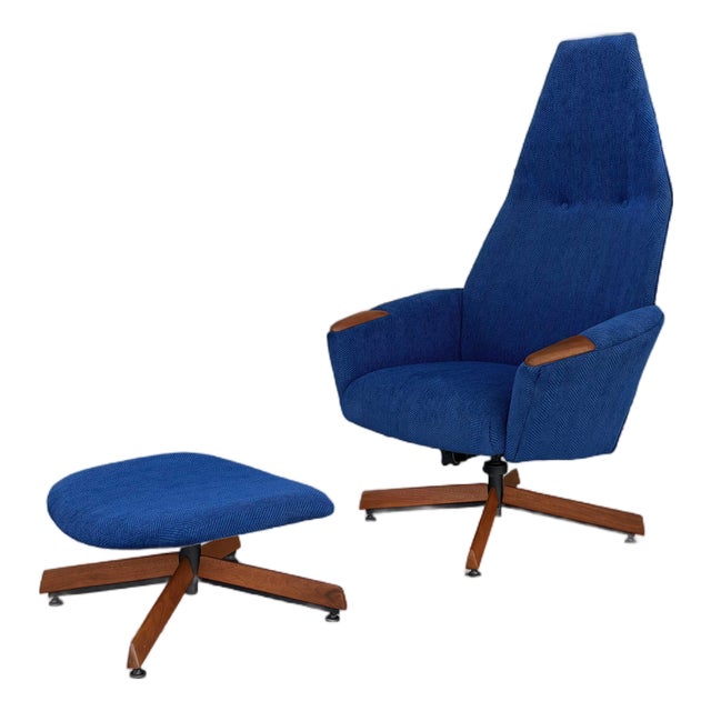 1960s Mid Century Walnut Lounge Chair and Ottoman by Adrian Pearsall for Craft Associate For Sale