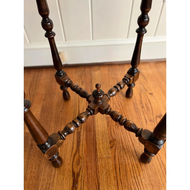 Early 20th Century Vintage Oak Scalloped Accent Table For Sale - Image 5 of 8