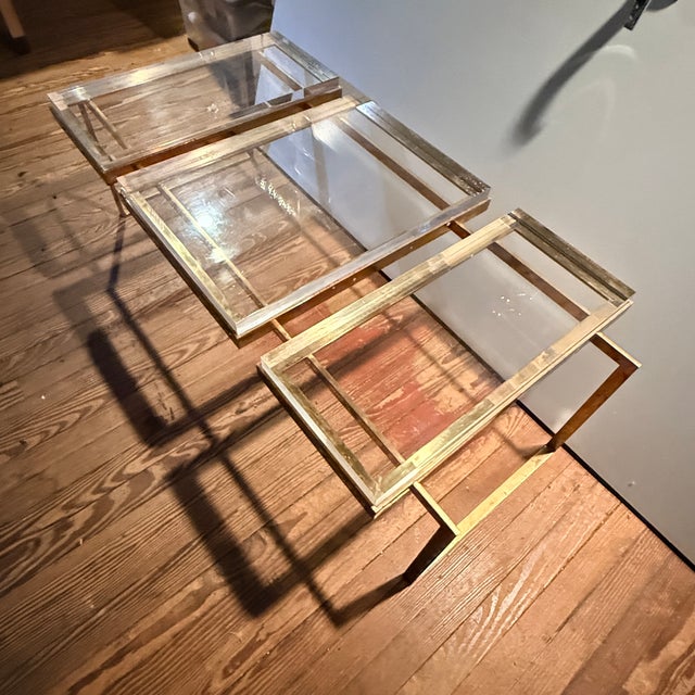 Mid-Century Modern Vintage Brass and Lucite Coffee Table For Sale - Image 3 of 7