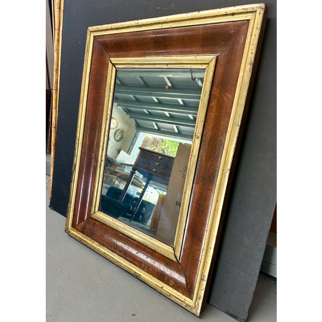 19th Century American Empire Mahogany and Gilt Ogee Wall Mirror. For Sale - Image 10 of 10