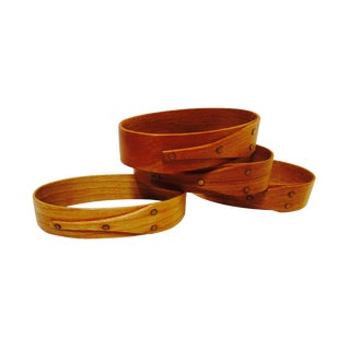 Handcrafted Shaker Oval Napkin Rings - Set of 4 For Sale