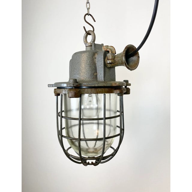 Mid-Century Modern Industrial Grey Cast Iron Cage Pendant Light, 1960s For Sale - Image 3 of 14