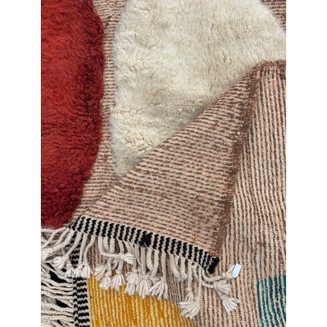Moroccan Mrirt Rug in Handwoven Abstract Wool, 2010s For Sale - Image 12 of 13