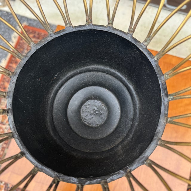 2000s Maitland Smith Hollywood Regency Marble, Black Lacquer, & Brass Planter For Sale In Philadelphia - Image 6 of 17