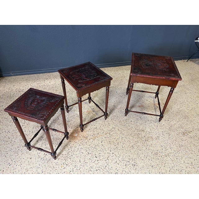 Brown Antique Hand-Crafted Mahogany Nesting Tables With Leather Tops, 1910 For Sale - Image 8 of 17