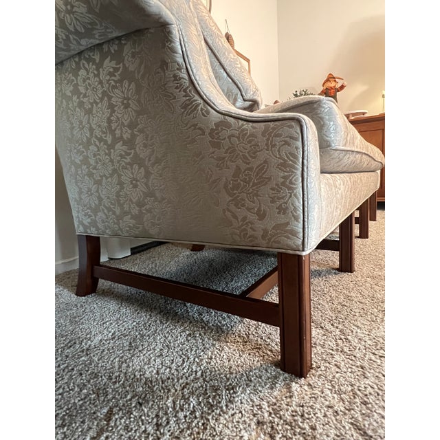 Cyber Monday Flash Sale - 1980s Custom Chippendale Camelback Mahogany Sofa For Sale - Image 4 of 15