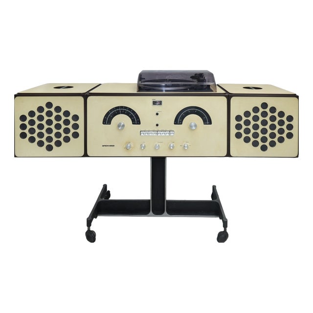 Cream Colour Radio-Phonograph Model RR126 by Achille & Piergiacomo Castiglioni for Brionvega, 1965 For Sale