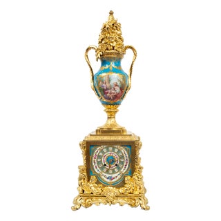 Antique 19th Century Napoleon III Clock in Gilded bronze and Sèvres Porcelain, France For Sale
