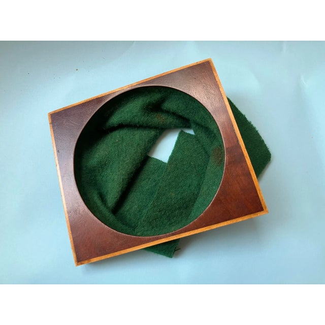 English 19th Century Satinwood With Ebony Inlay Tea Caddy With Hallmarked Silver Spoon, Lock & Key For Sale In Monterey, CA - Image 6 of 12