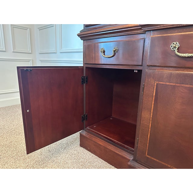 Wood Ethan Allen Vintage Mahogany China Cabinet For Sale - Image 7 of 10
