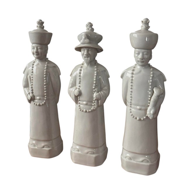 Late 20th Century Qing Emperor White Porcelain Figures, 3 Generations For Sale - Image 5 of 12