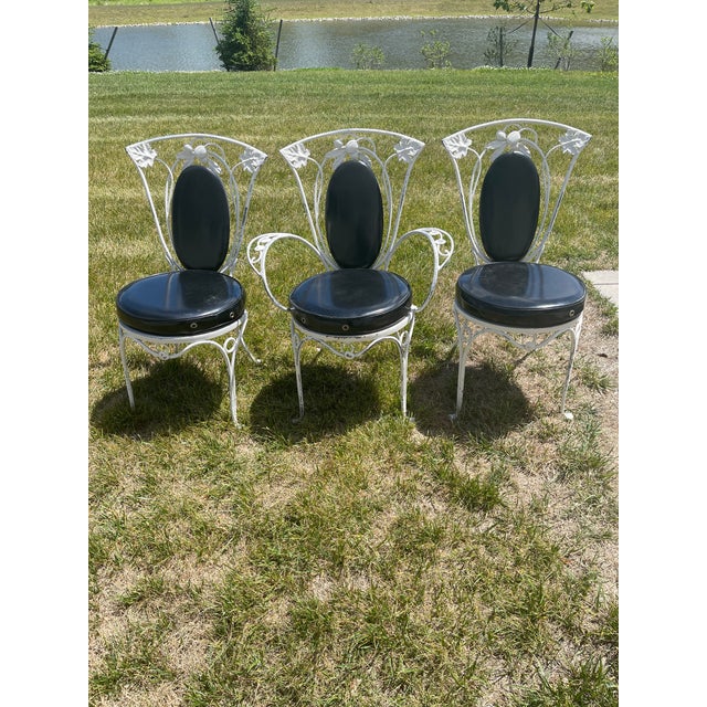 Wood 1940s Salterini Patio Set With Table, 2 Arm Chairs and 4 Side Chairs For Sale - Image 7 of 12