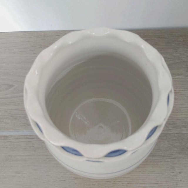 Farmhouse Vintage Marshall Pottery Signed Hand-Crafted Utensils Stoneware Crock Vase W/Pinched Rim Blue Stripes For Sale - Image 3 of 5