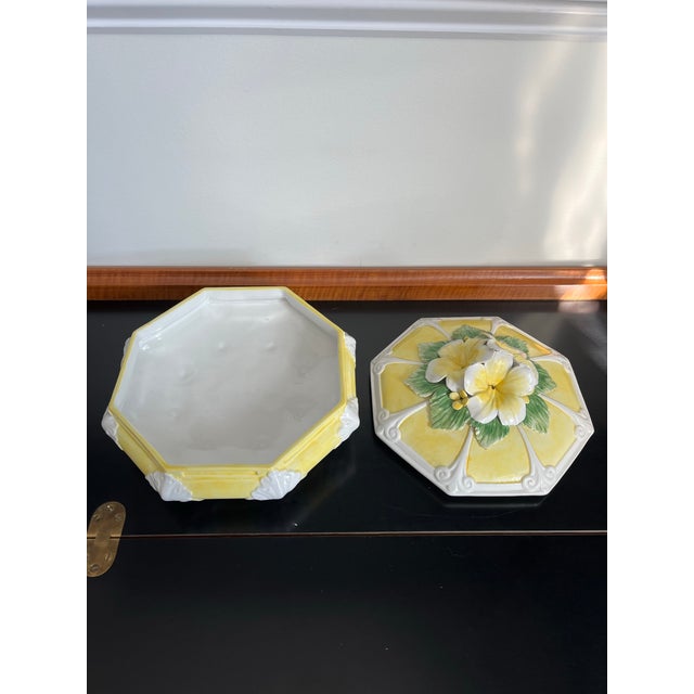 Yellow Vintage Glazed Ceramic Majolica Lidded Dish or Vide-Poche Italy For Sale - Image 8 of 11