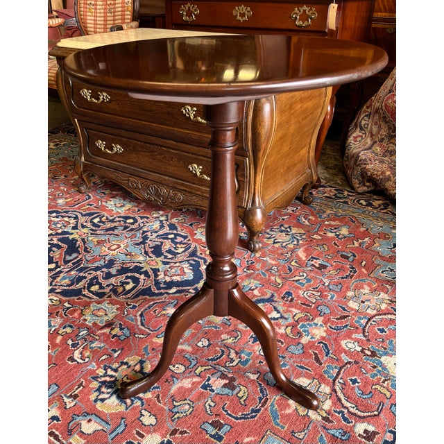 Kittinger Kittinger Tripod Tilt Top Table For Sale - Image 4 of 10